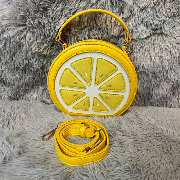 Handbags - 🍋Lemon Crossbody Bag